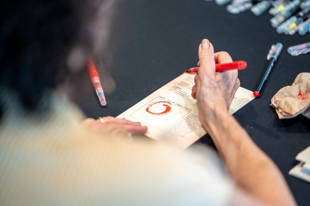 Resident painting Enso